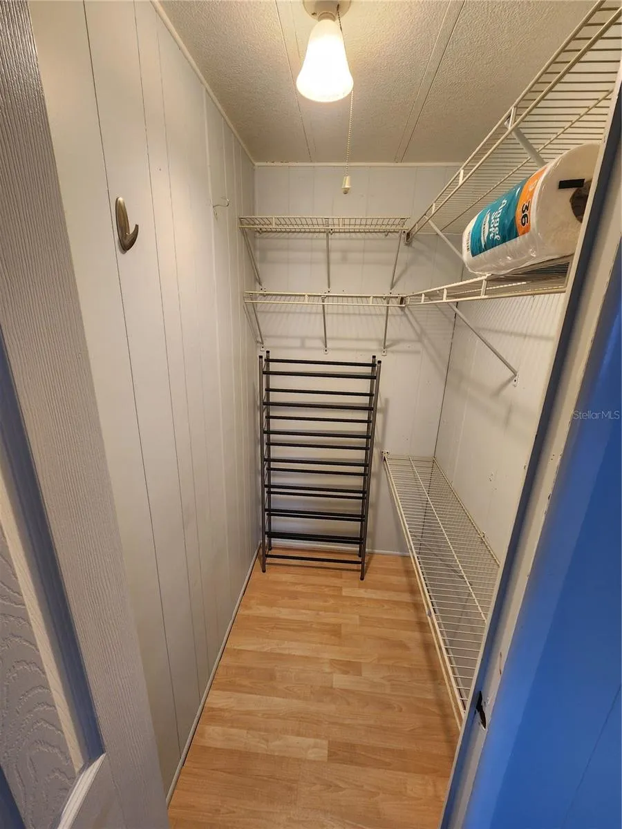 Walk in Closet