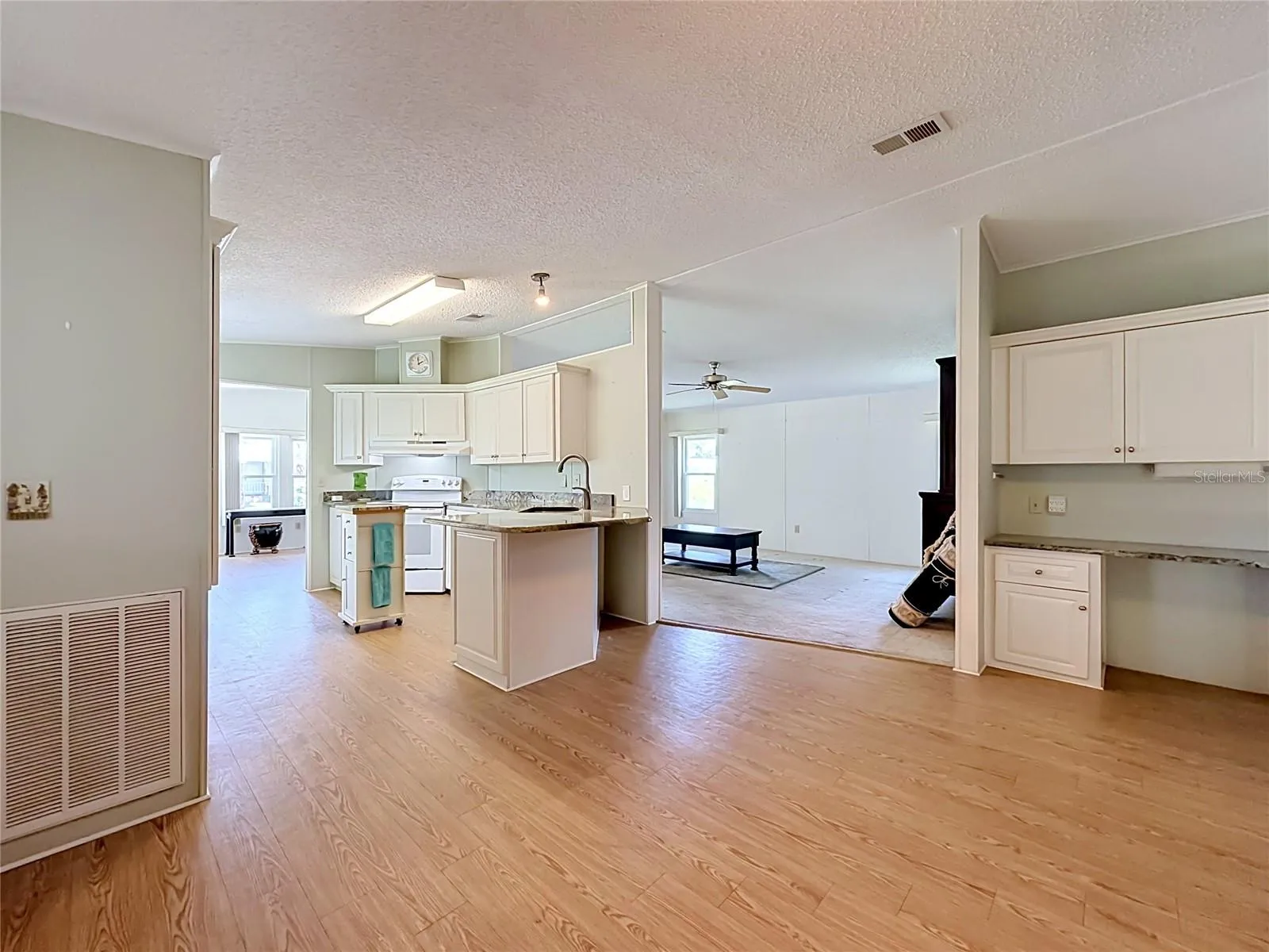 Breakfast nook to Kitchen, Living Room and Desk