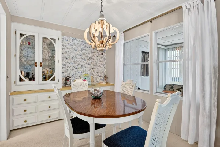 Dining area and built ins