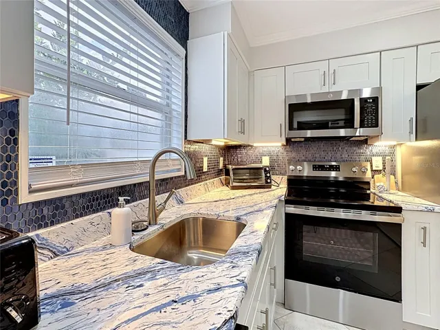 Newly Remodeled Kitchen