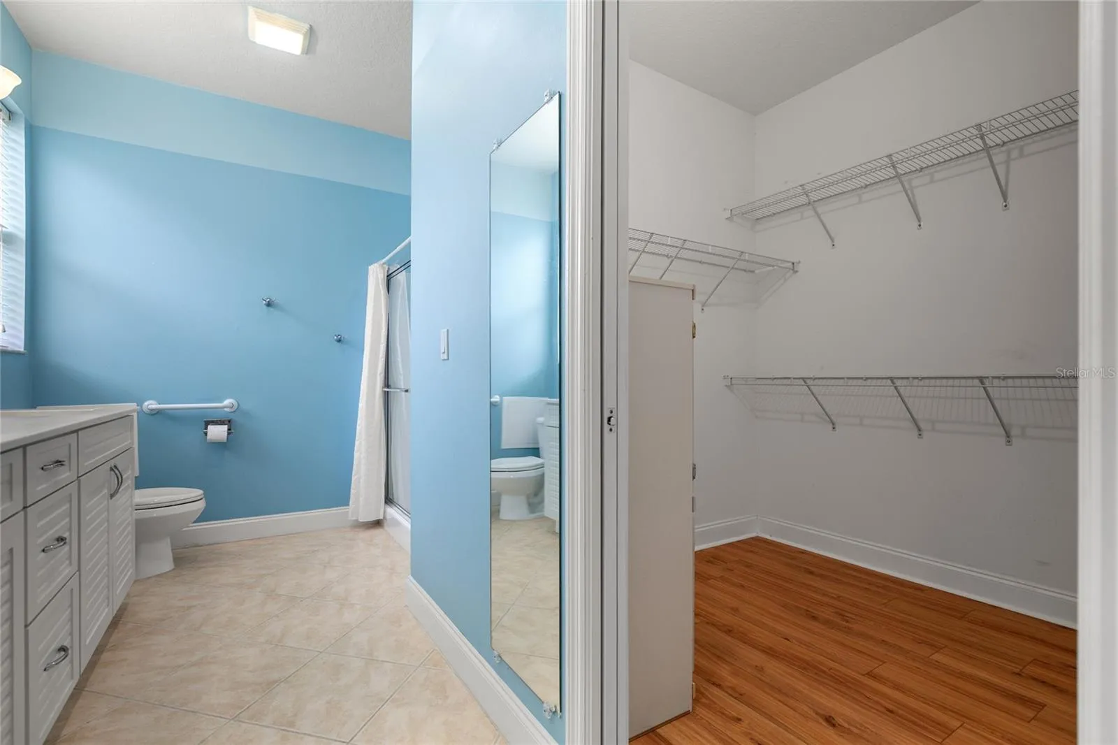 MASTER BATH AND WALK IN CLOSET