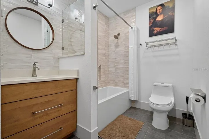 1st Floor Guest Bath 1