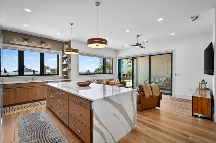 Oceanview Kitchen & Living