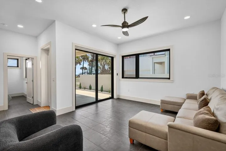 1st Floor Family Room opens to Lanai