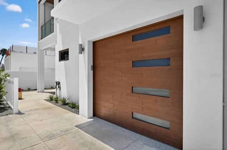 East Entry