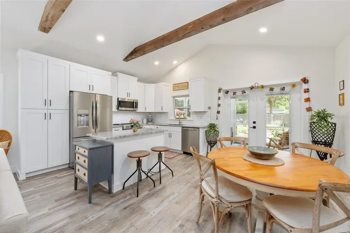 Kitchen & Dining Areas