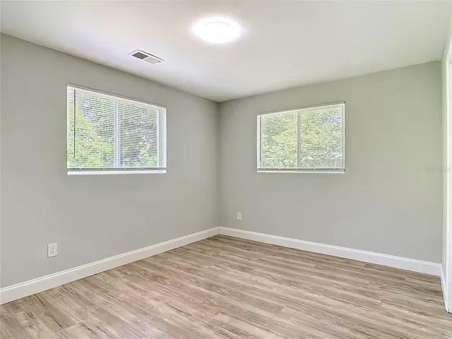 the main bedroom has 2 windows