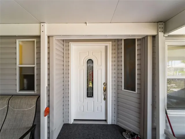 Door from home to lanai