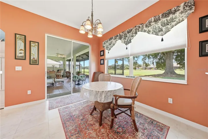 Breakfast area