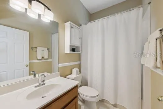 2nd Full bath with tub & shower combination