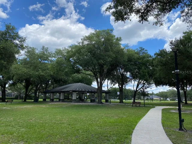 Sawyer Park - basketball court, baseball/soccer field, covered pavillion