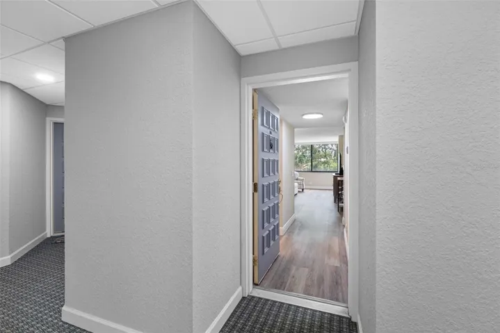 Fully furnished & beautifully updated