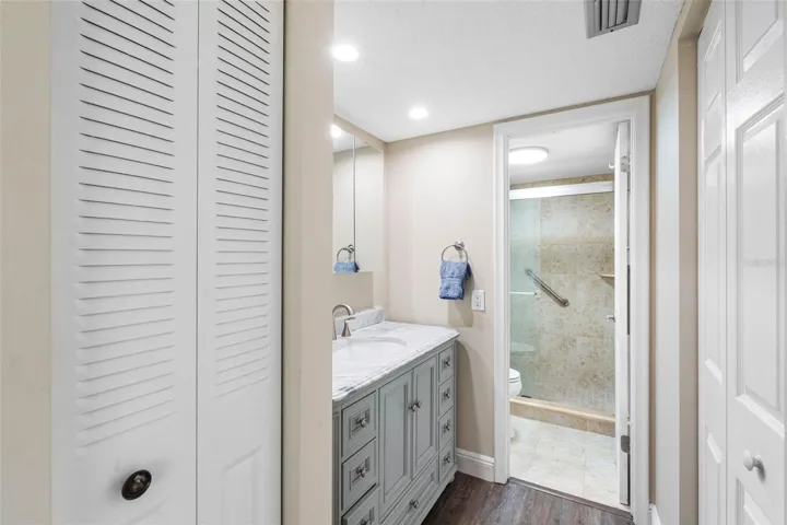 Updated baths with a fresh coastal feel