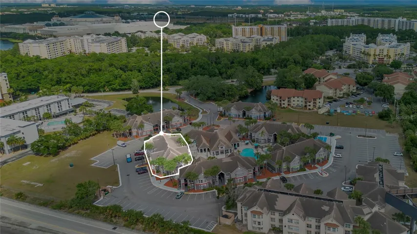 Prime Kissimmee location near Orlando attractions, dining, and shopping.