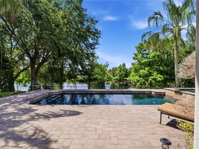 Pool & Spa