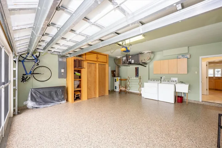 2 Car Garage, new Epoxy Floors