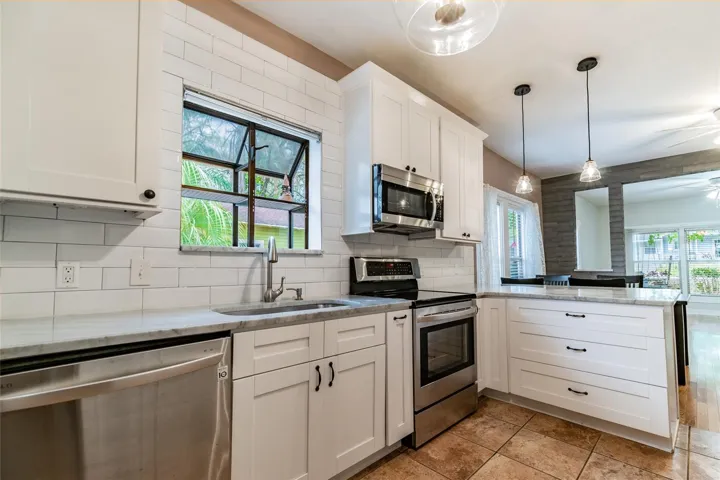 Kitchen & Wine Bar