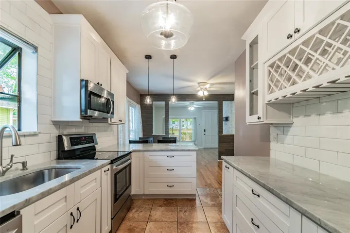 Kitchen & Wine Bar