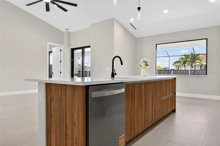 OVERSIZED KITCHEN ISLAND is perfect for entertaining & everyday gathering!