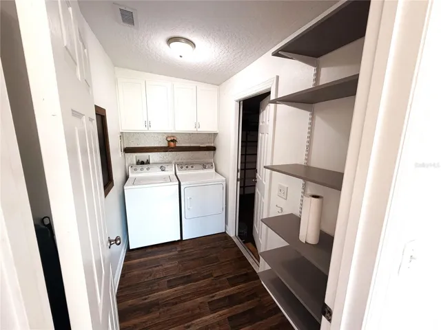Laundry Room to Garage