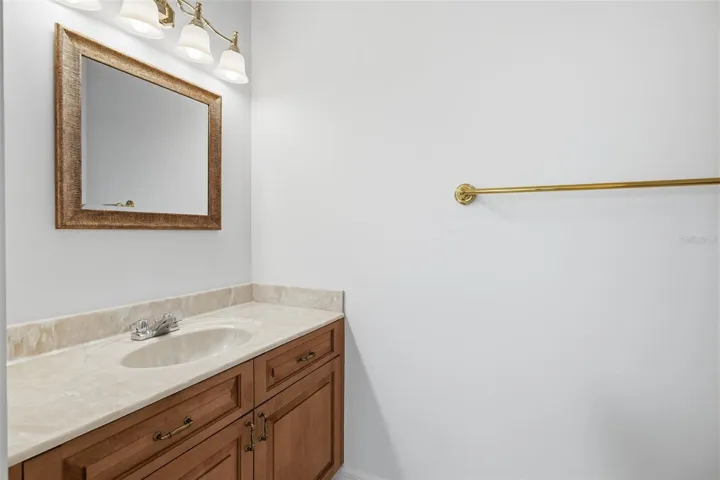 Full second bathroom with jetted tub and shower. Conveniently located outside bedroom 3.