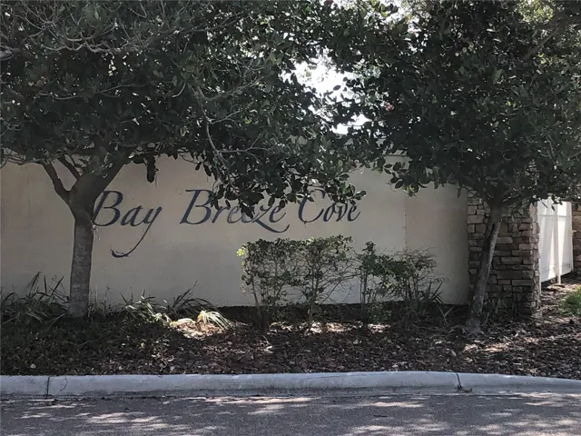 Bay Breeze Entrance