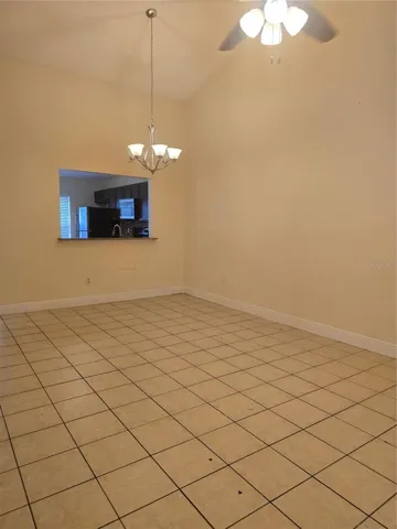 Living/dining room