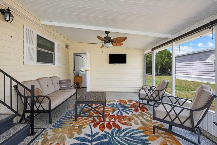 You are going to love the screen room here too!