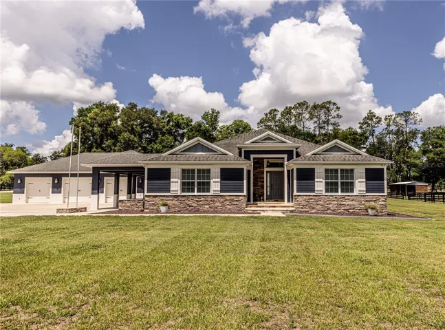 Front view of home