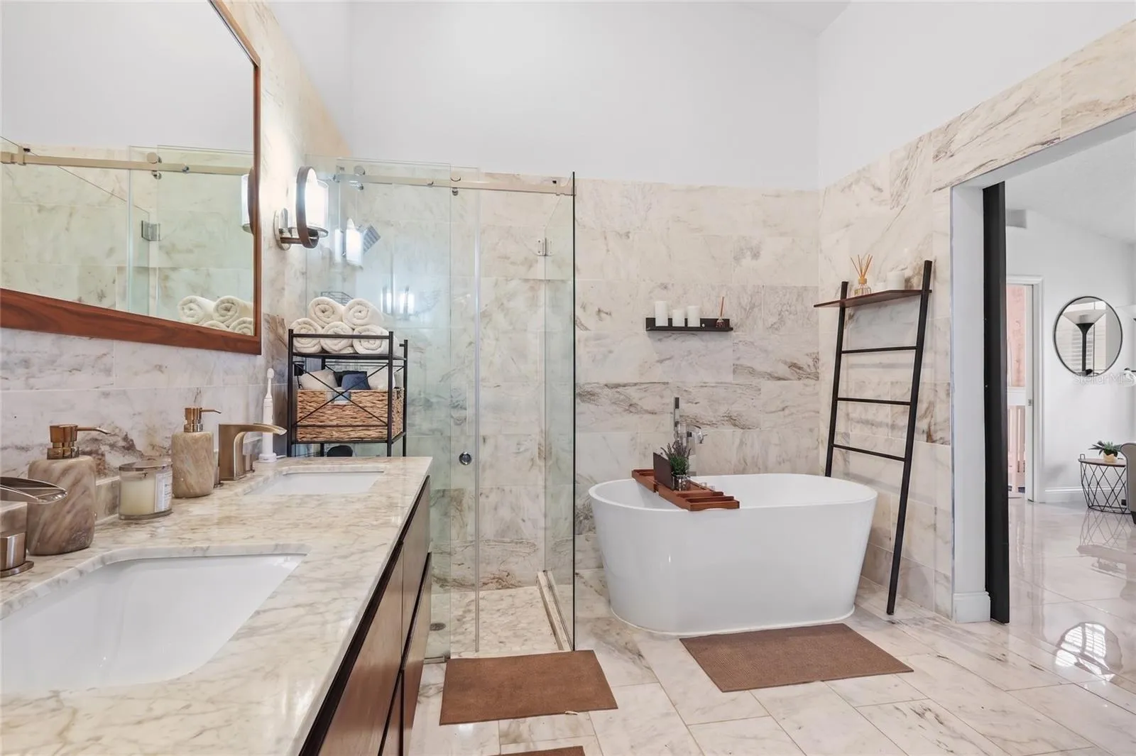 Spa-like primary bath