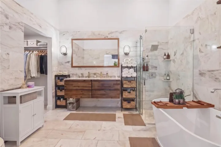 Spa-like primary bath