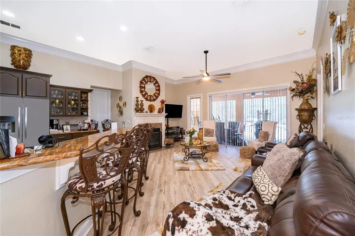 Kitchen/Family room