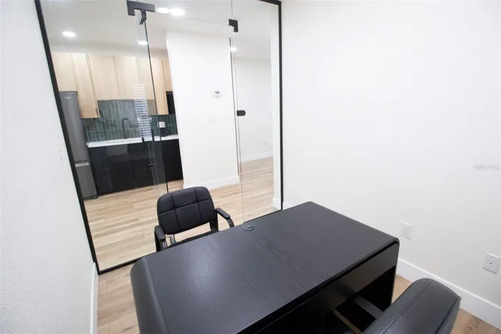 Office 1