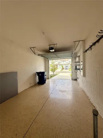 1-Car Garage