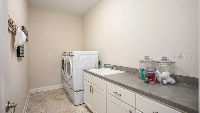 Model home - actual features may vary.