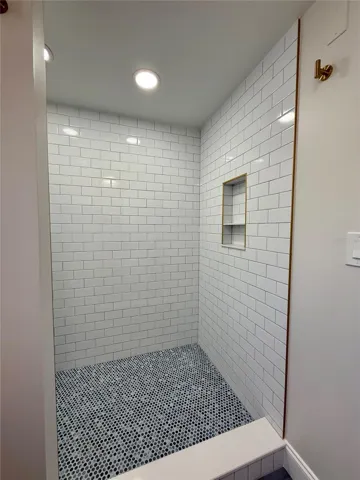 Primary Ensuite shower