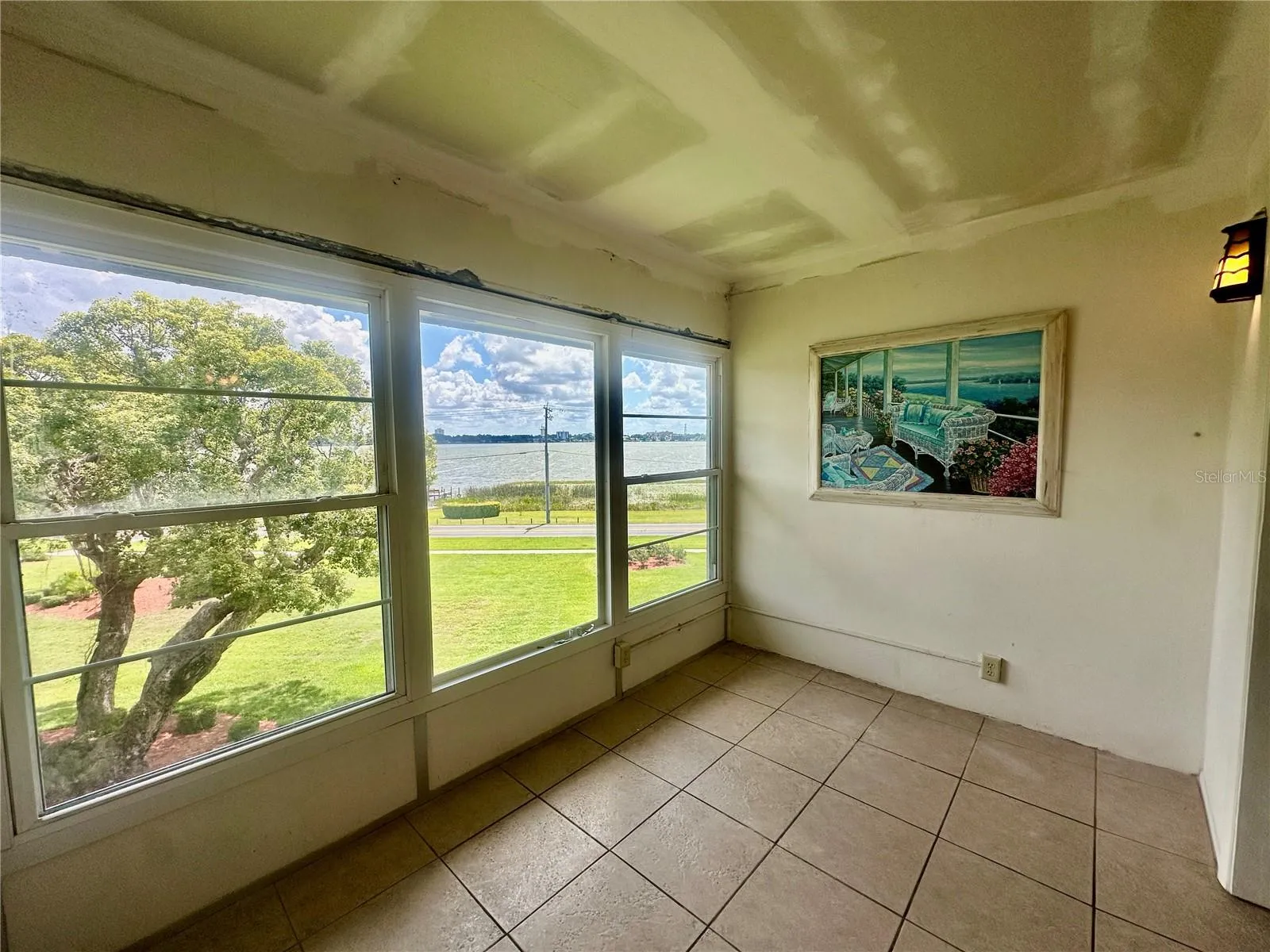 Bonus Room with view of Lake Howard