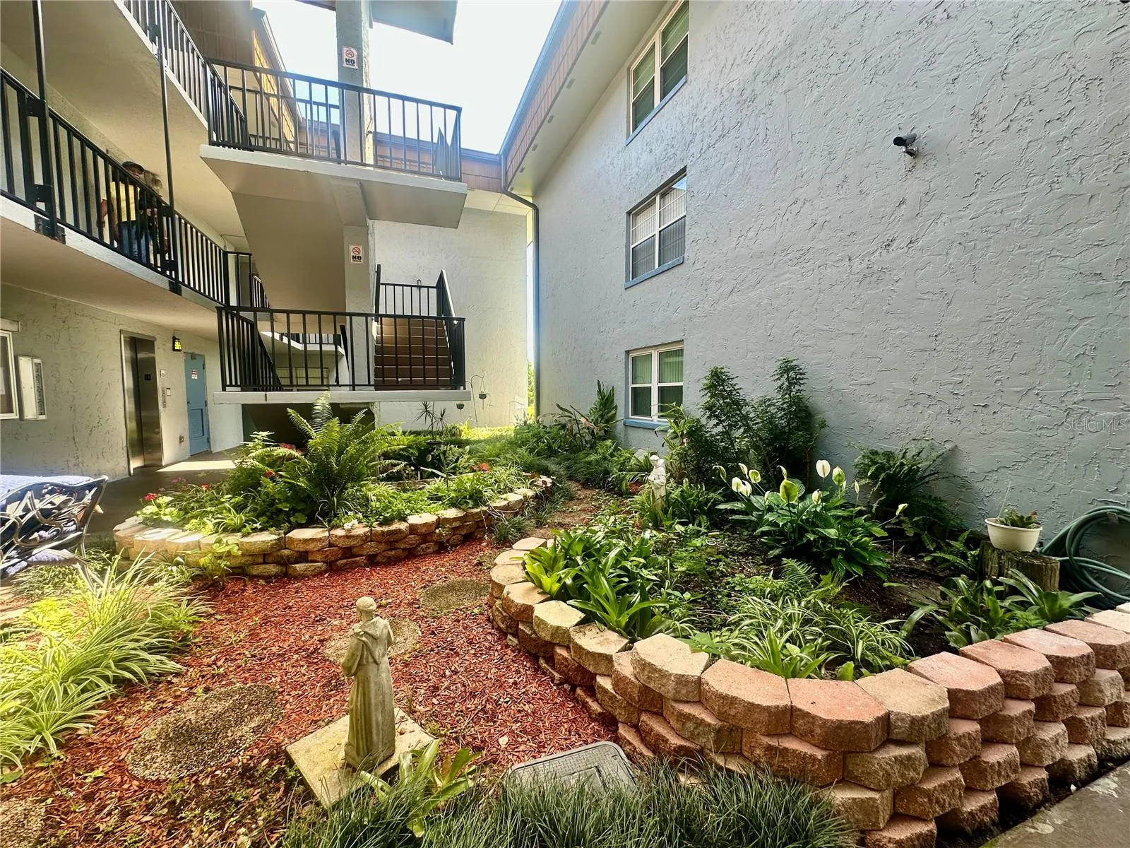 Courtyard by elevator