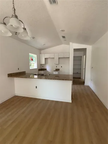 Dining Area & Kitchen