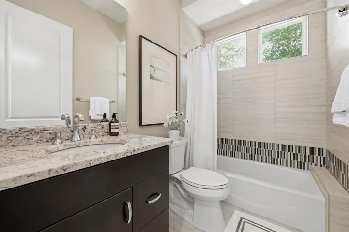 Guest Bath 1