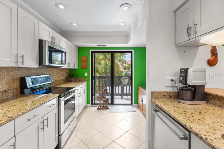 Kitchen/front porch