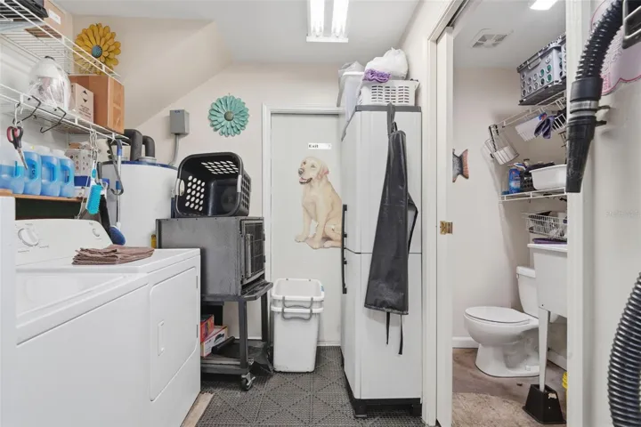 LAUNDRY/HALF BATH