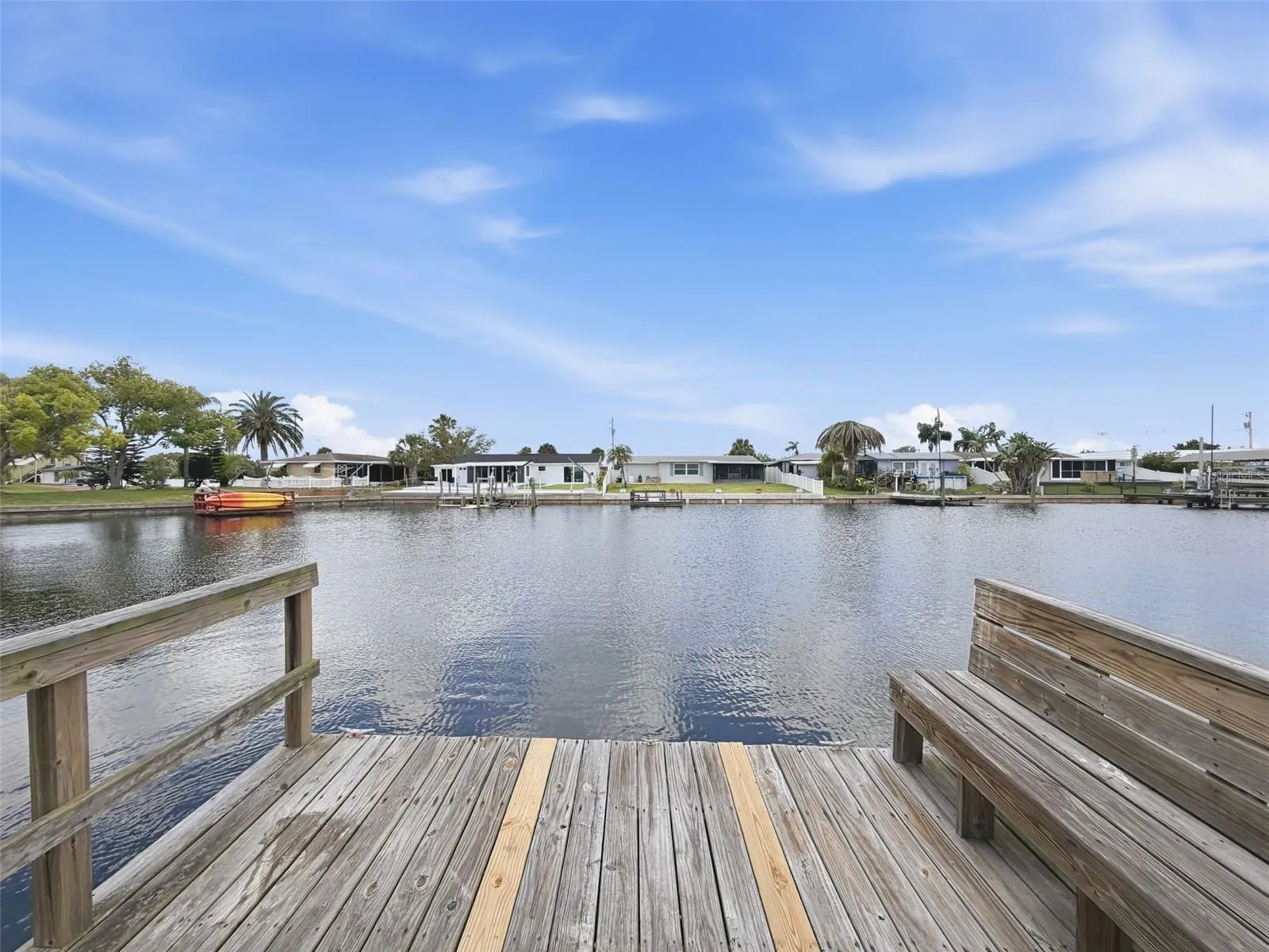 Built-in benches offer comfort while loading and unloading your boat.