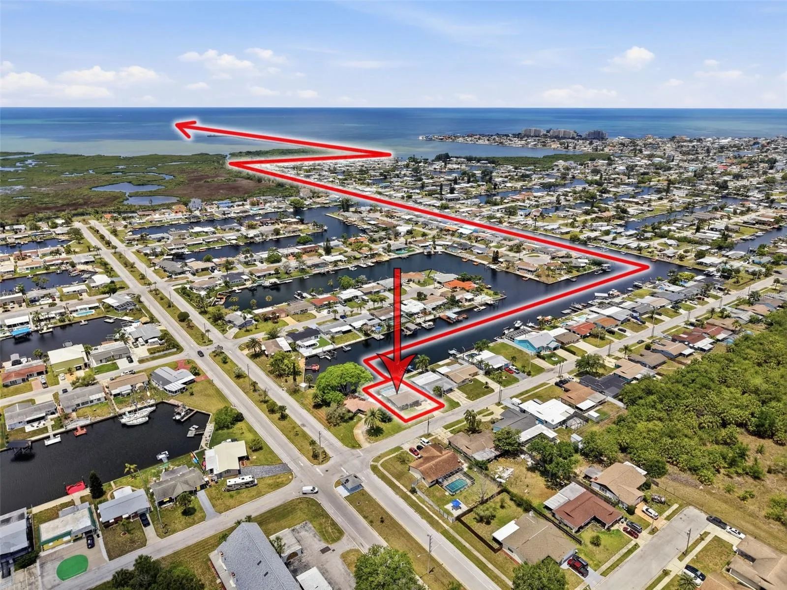 DIRECT ACCESS TO THE GULF OF MEXICO.