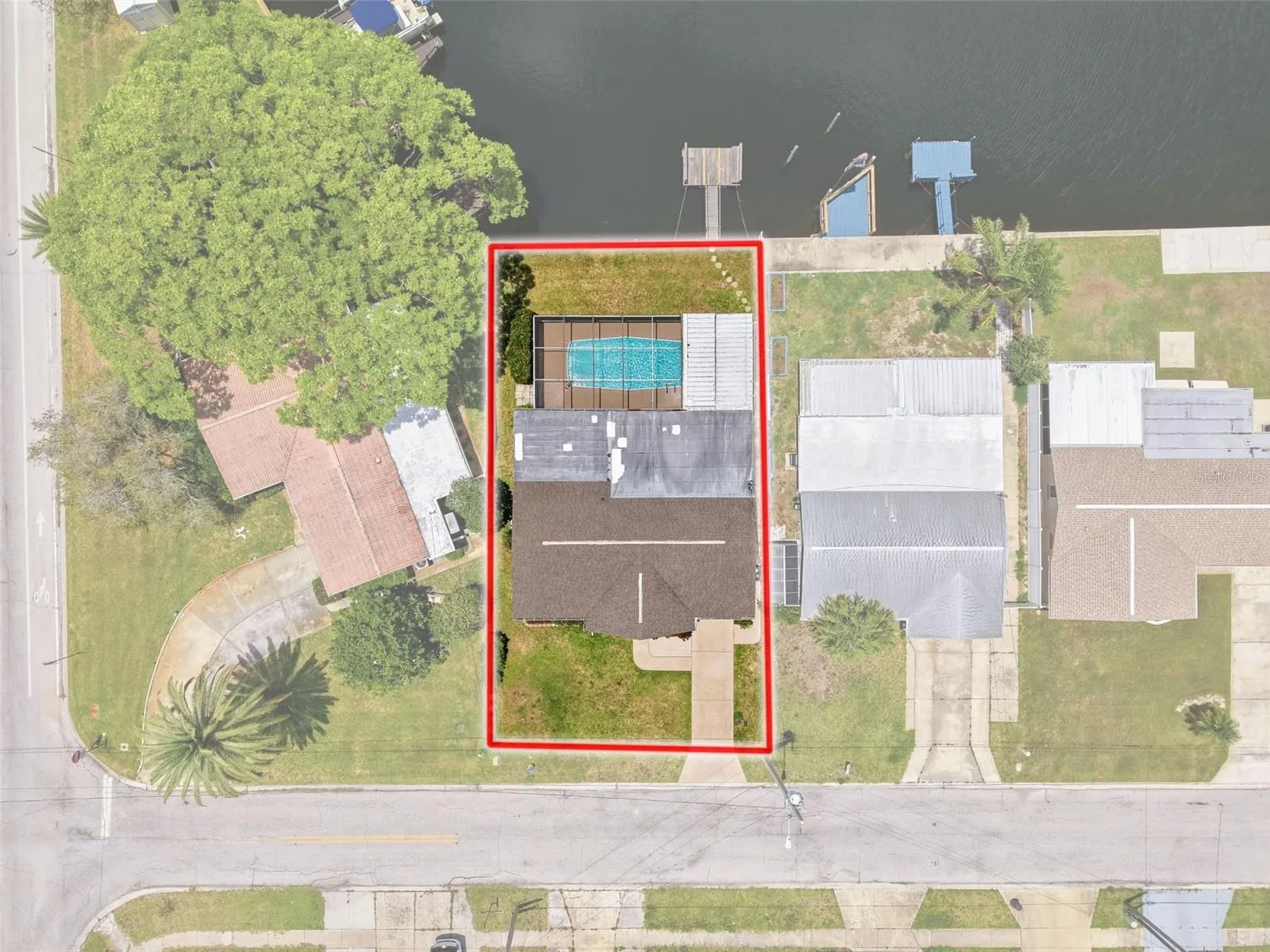 Drone photo provides a helpful overview of the property boundaries.