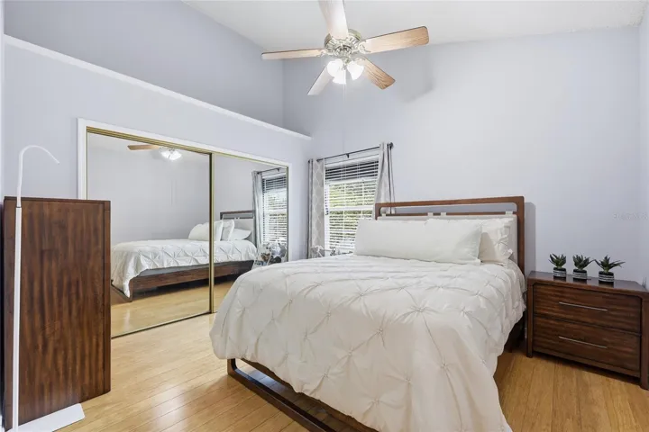 Large bedroom #2, has access to bathroom #2 in the bedroom.