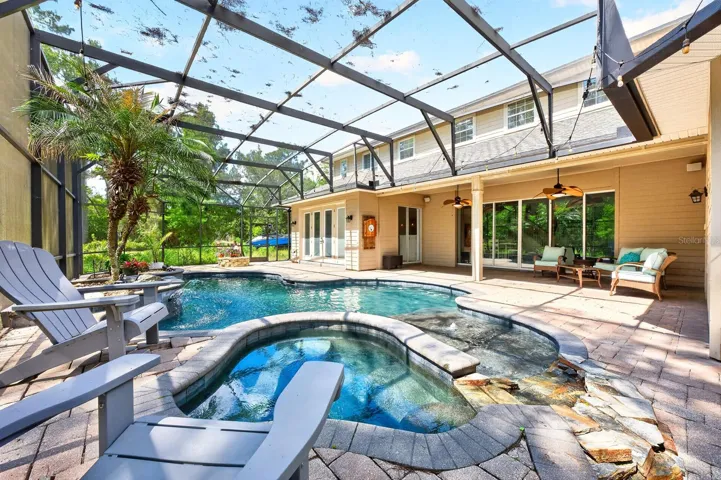 Love to entertain? This backyard oasis is for you.