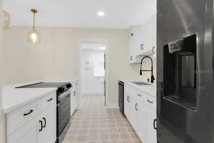 Brand New Updated Kitchen