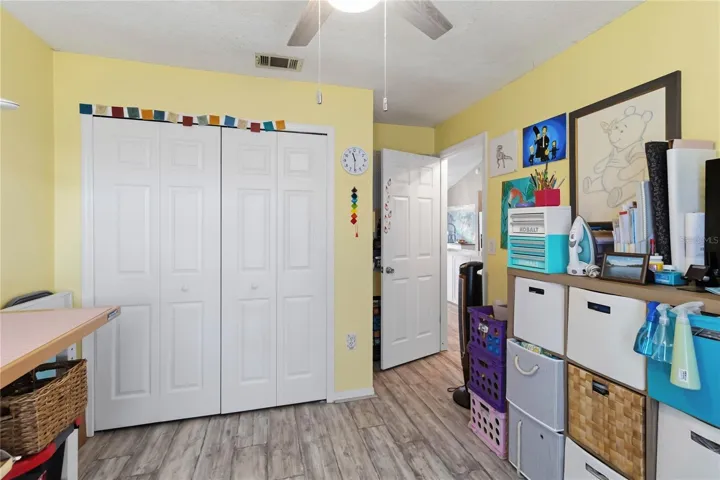 Secondary bedroom