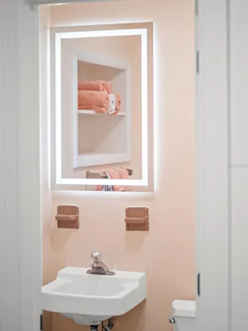 Primary Full Bath